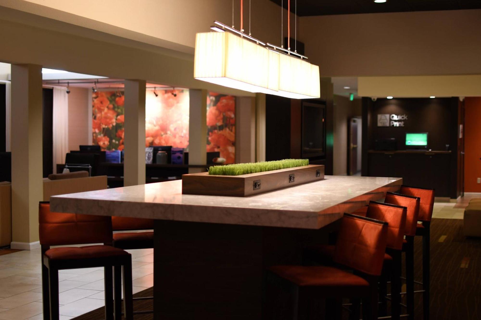Courtyard By Marriott Vacaville Buitenkant foto