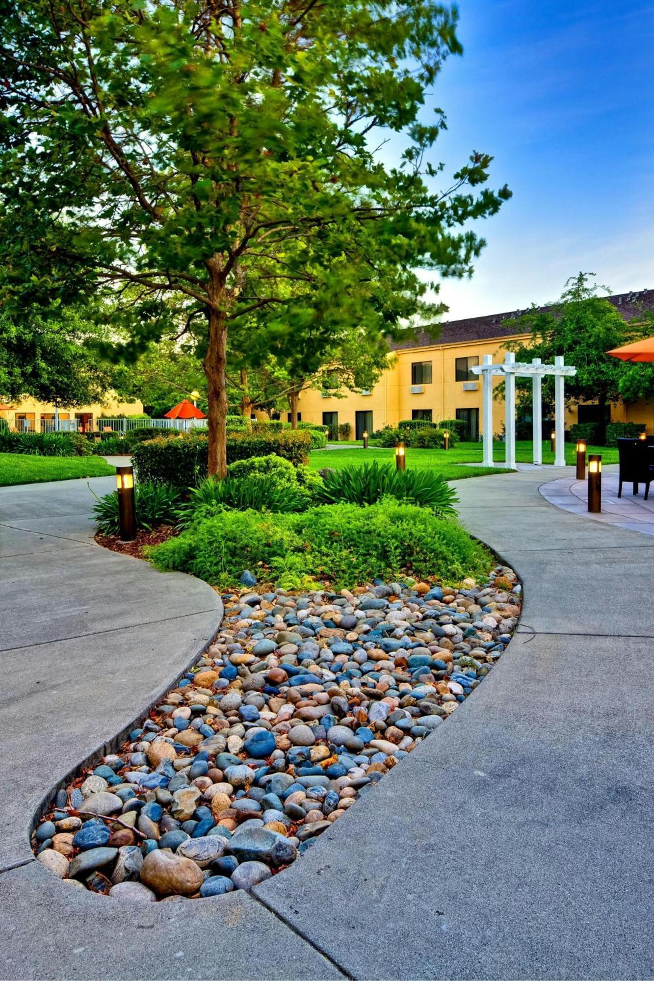 Courtyard By Marriott Vacaville Buitenkant foto