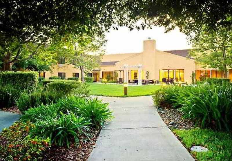 Courtyard By Marriott Vacaville Buitenkant foto